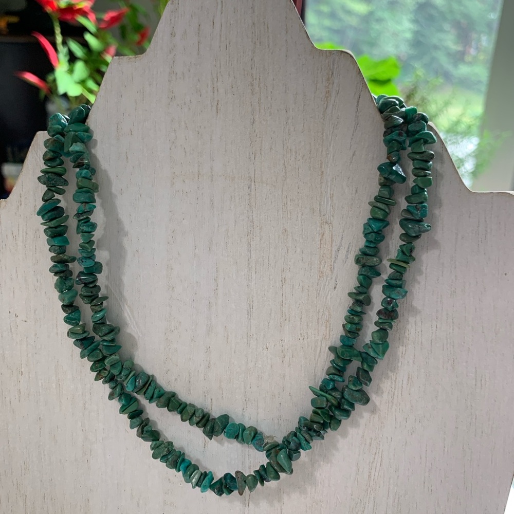 ✨ GENUINE TURQUOISE CHIP NECKLACE - Versatile & Stunning! ✨